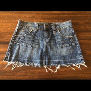 Super cute denim mini skirt, NWOT, size 7/8